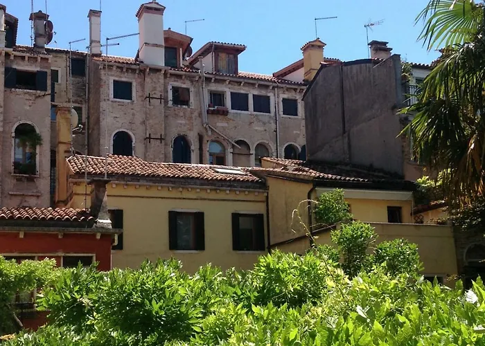 Ca Giovanni - And Exclusive Lägenhet